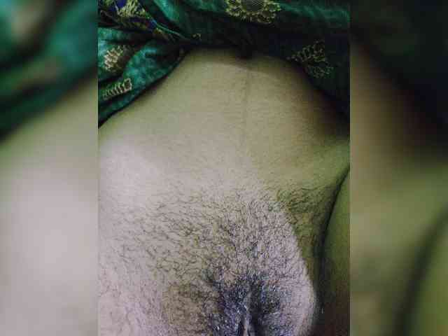 YourAadhya Live Webcam on BongaCams