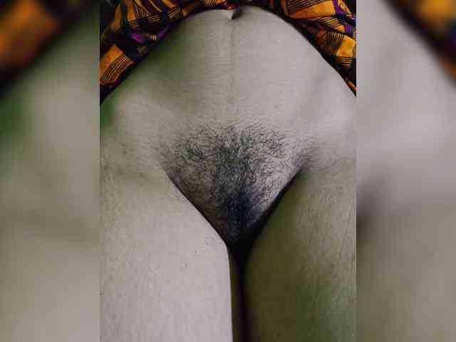 AadhyaLove webcam