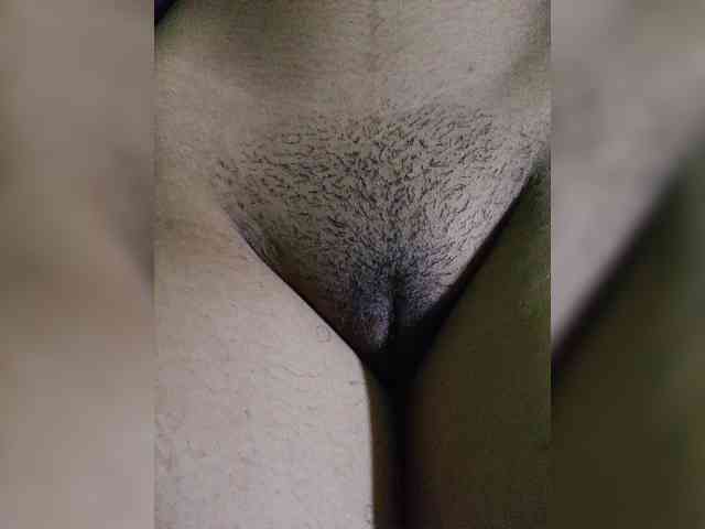 AadhyaLove webcam