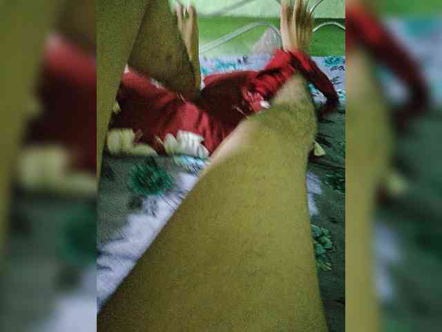 AadhyaLove webcam