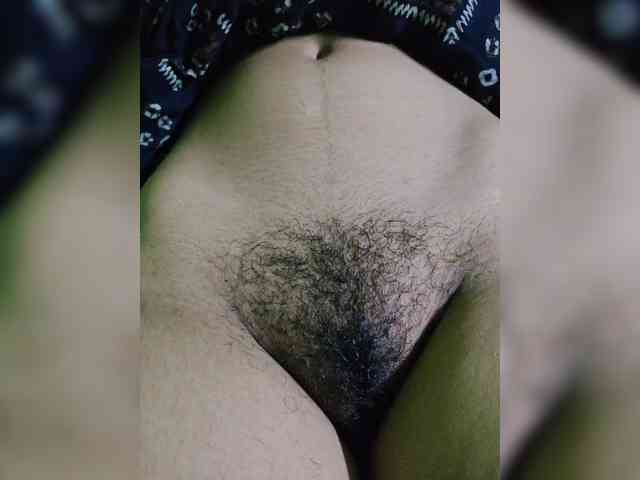 AadhyaLove webcam