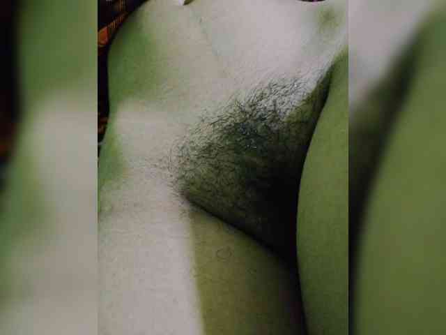 AadhyaLove webcam