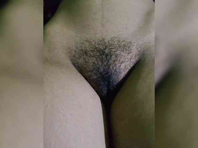 AadhyaLove webcam