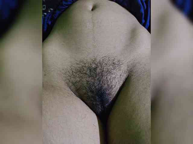 AadhyaLove webcam