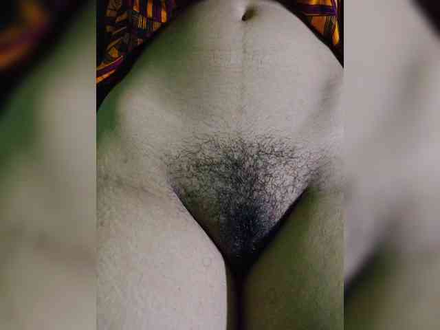 AadhyaLove webcam