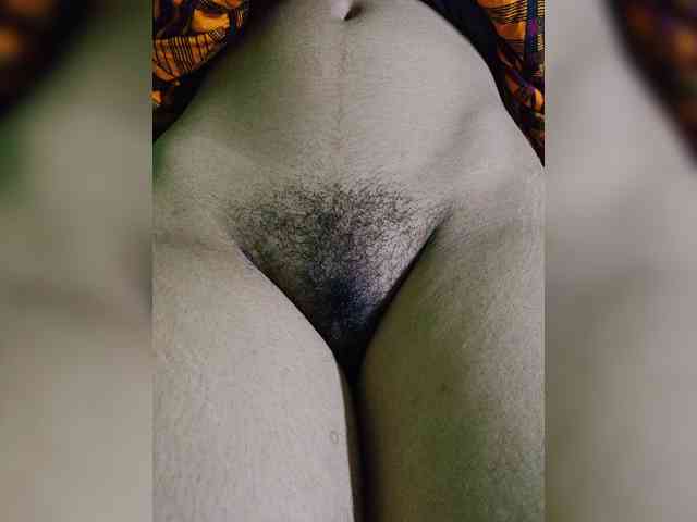 AadhyaLove webcam