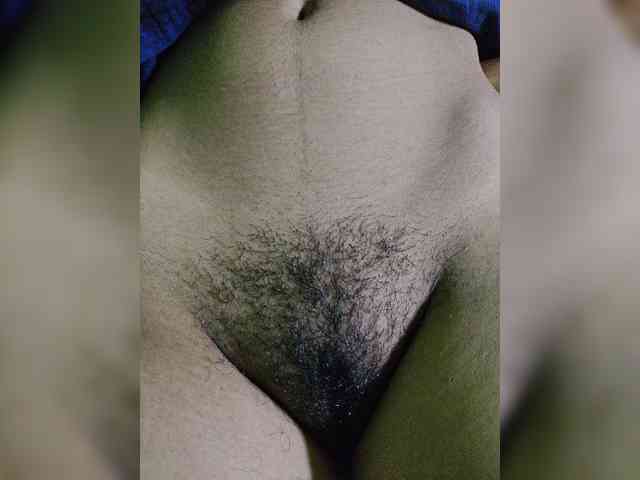 AadhyaLove webcam