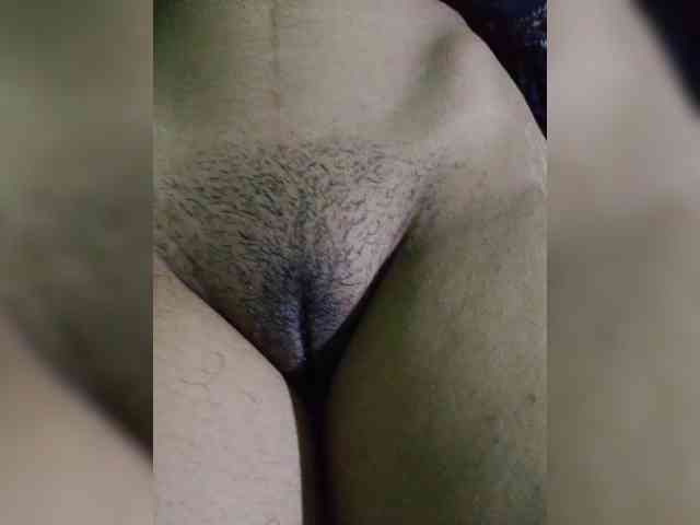 AadhyaLove webcam