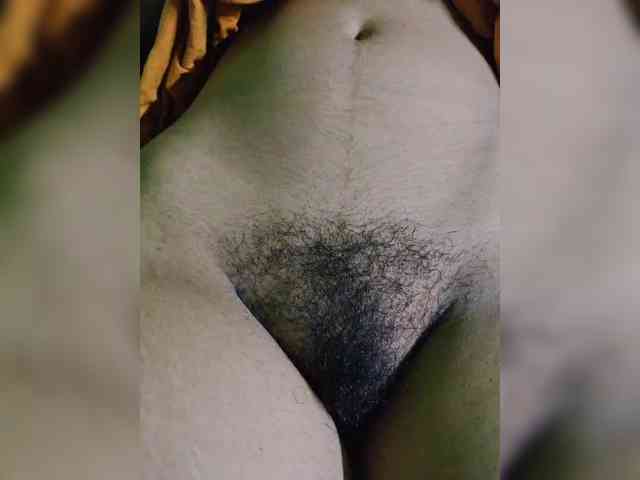 Aadhyababy webcam