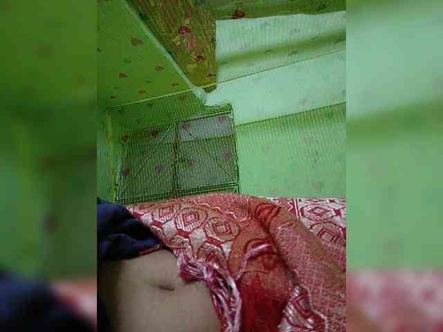 AadhyaLove webcam