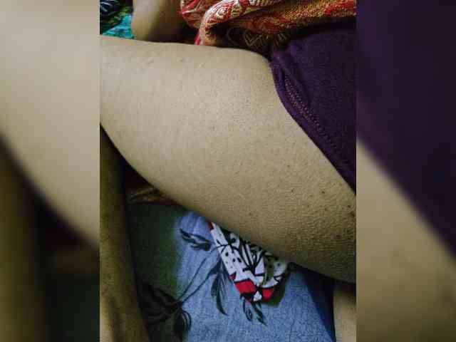 Aadhyababy webcam