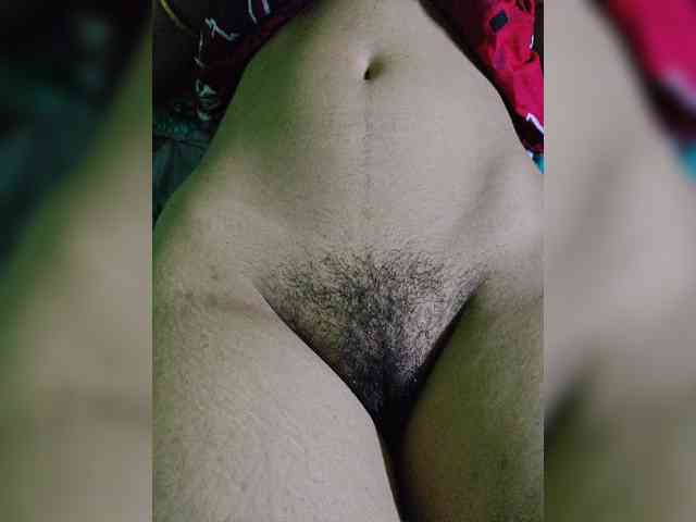 AadhyaLove webcam