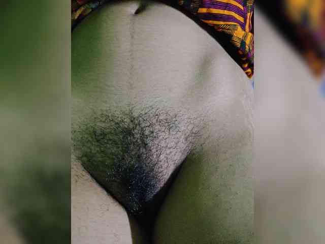 AadhyaLove webcam