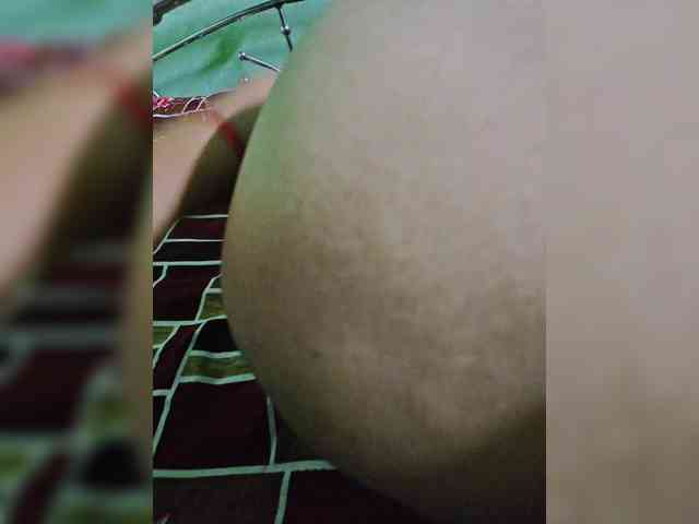 Aadhyababy webcam