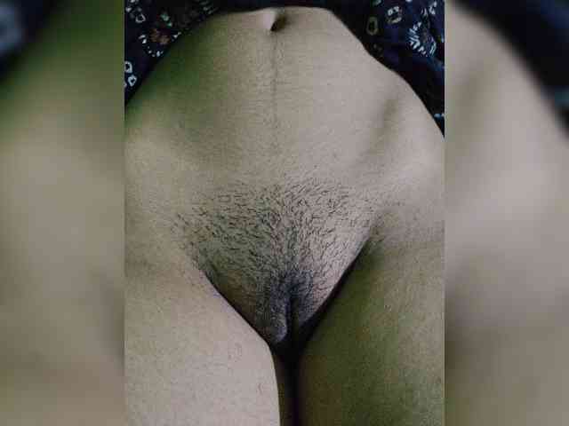 AadhyaLove webcam