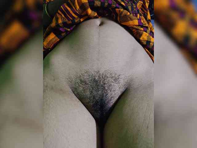 AadhyaLove webcam
