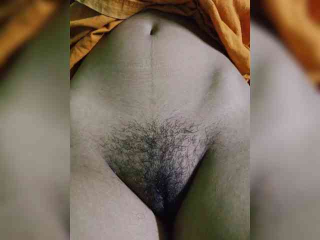 AadhyaLove webcam