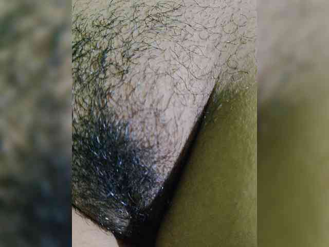 AadhyaLove webcam