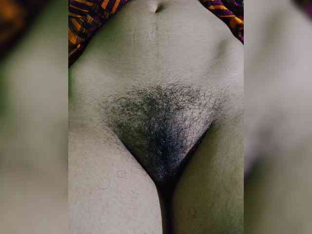 AadhyaLove webcam