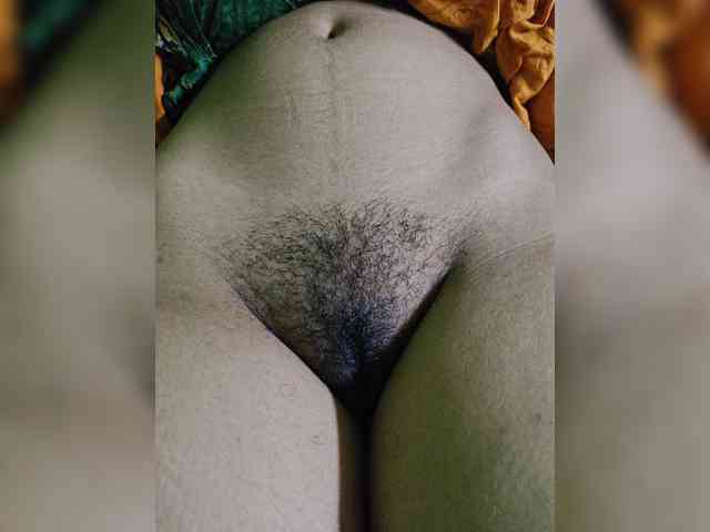 AadhyaLove webcam