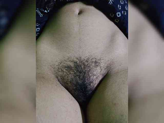 AadhyaLove webcam