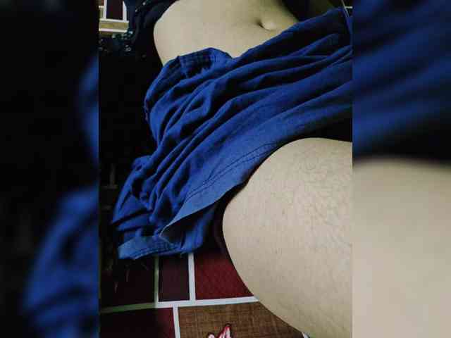 AadhyaLove webcam