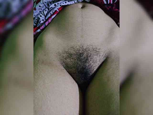 AadhyaLove webcam