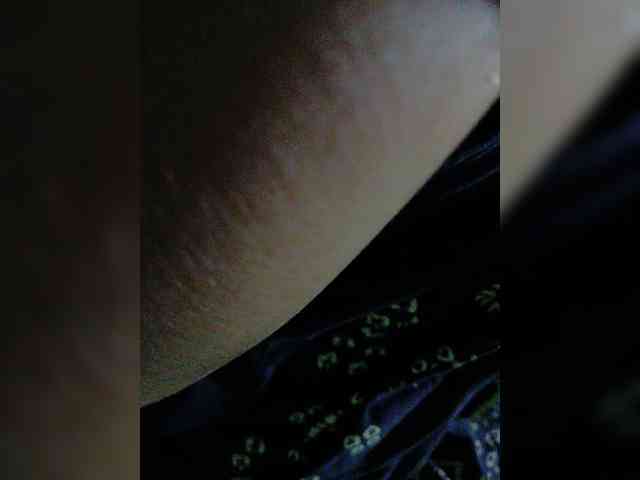 AadhyaLove webcam