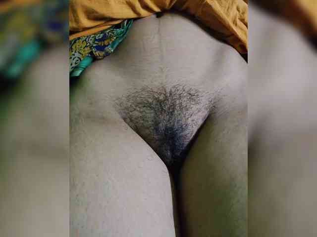 Aadhyalove's cam show statistics and live stream