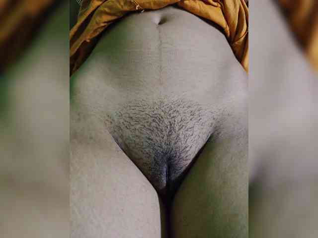AadhyaLove webcam