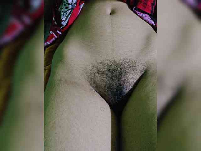 AadhyaLove webcam