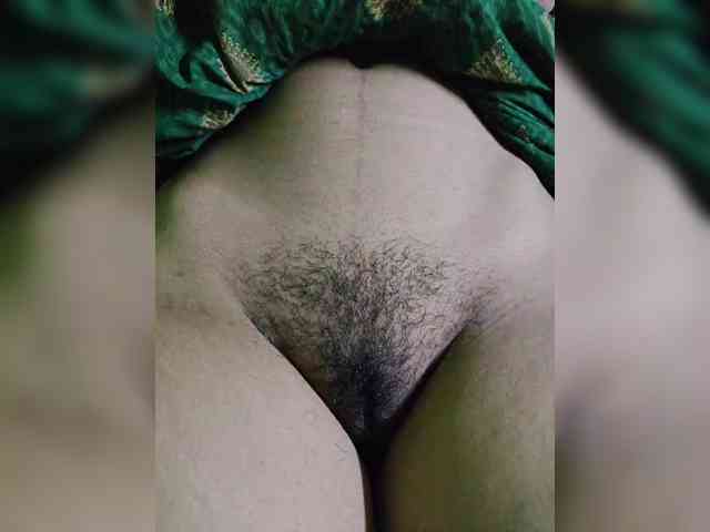 AadhyaLove webcam