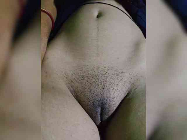 AadhyaLove webcam