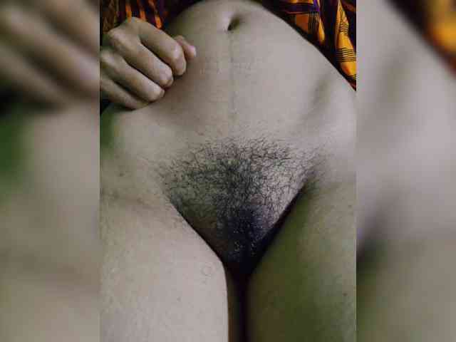 AadhyaLove webcam
