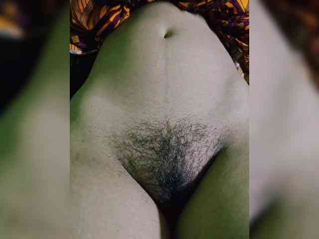 AadhyaLove webcam