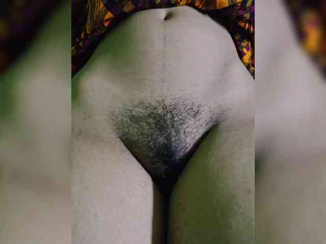AadhyaLove webcam