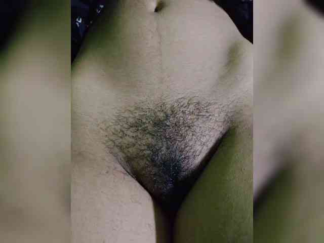 AadhyaLove webcam
