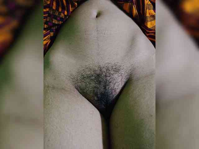 AadhyaLove webcam