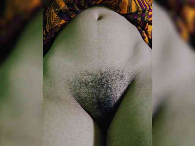 AadhyaLove webcam