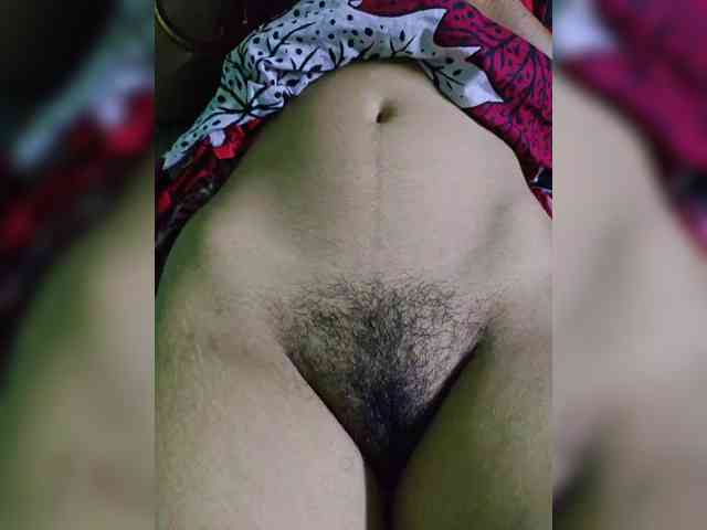 AadhyaLove webcam