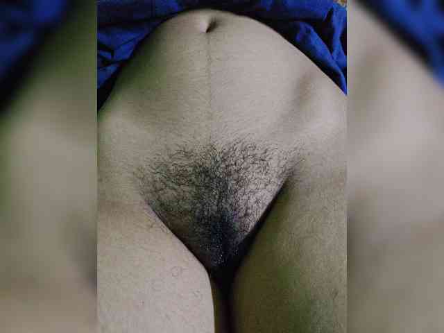 AadhyaLove webcam