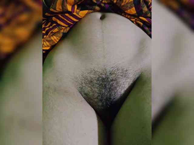 AadhyaLove webcam
