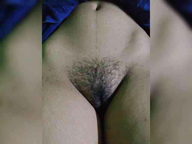 AadhyaLove webcam