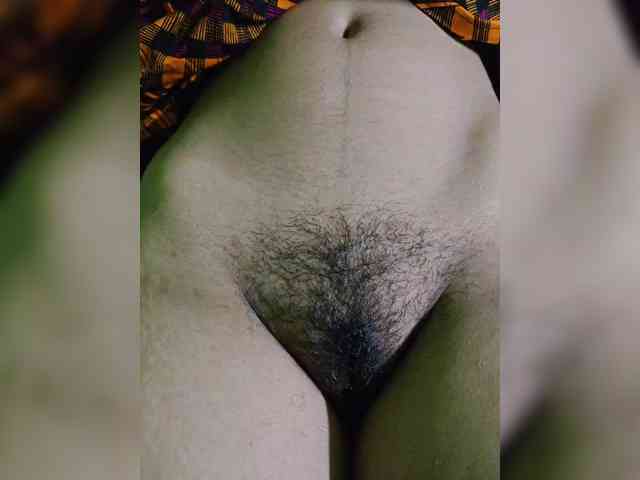 AadhyaLove webcam