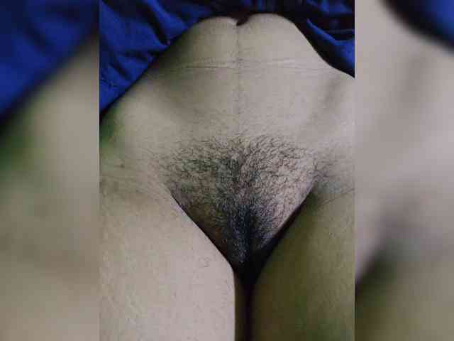 AadhyaLove webcam