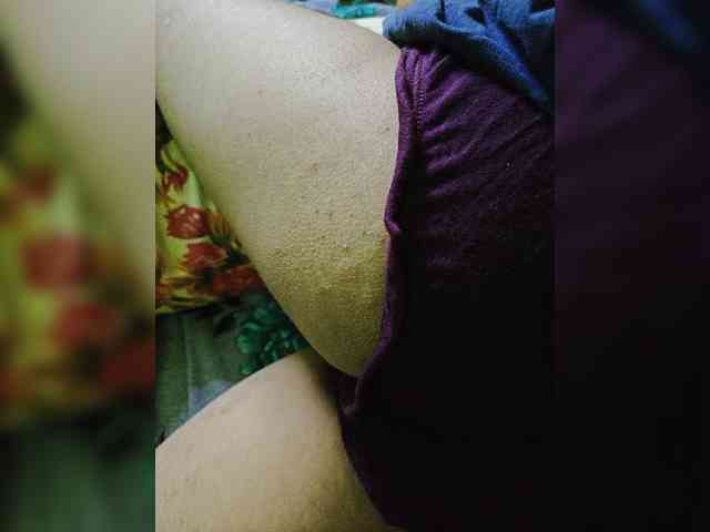 AadhyaLove webcam