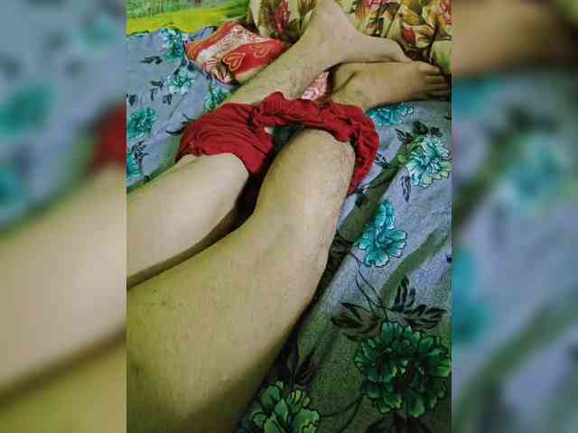 AadhyaLove webcam