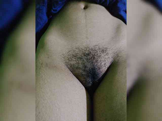 AadhyaLove webcam