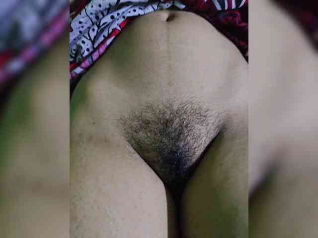 AadhyaLove webcam