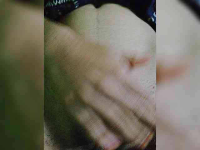 AadhyaLove webcam